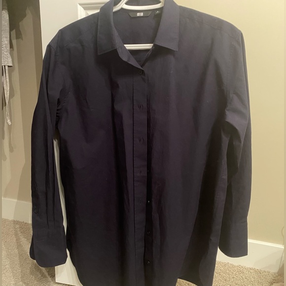 3/$25 UNIQLO COTTON SHIRT Navy - Picture 2 of 6